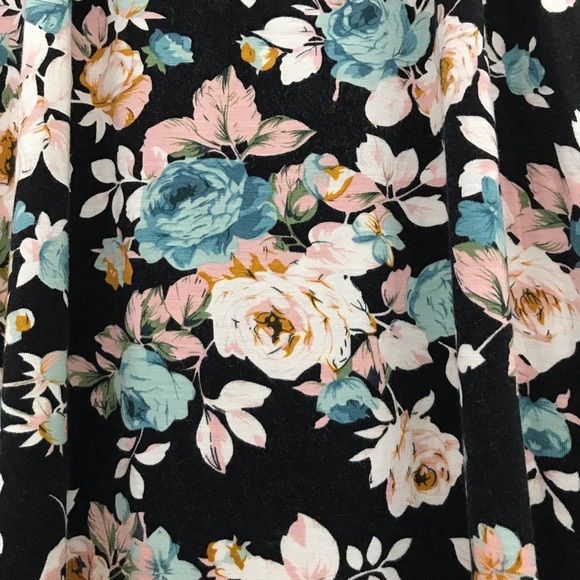 Altar’d State floral knit dress Size Medium - Picture 2 of 7